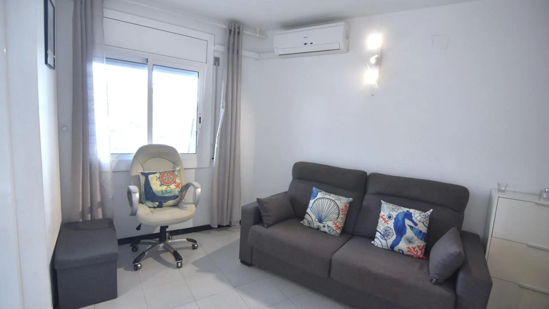 Apartament Rnet - 1-6 Puerto Madeira Canal View Roses Hiszpania