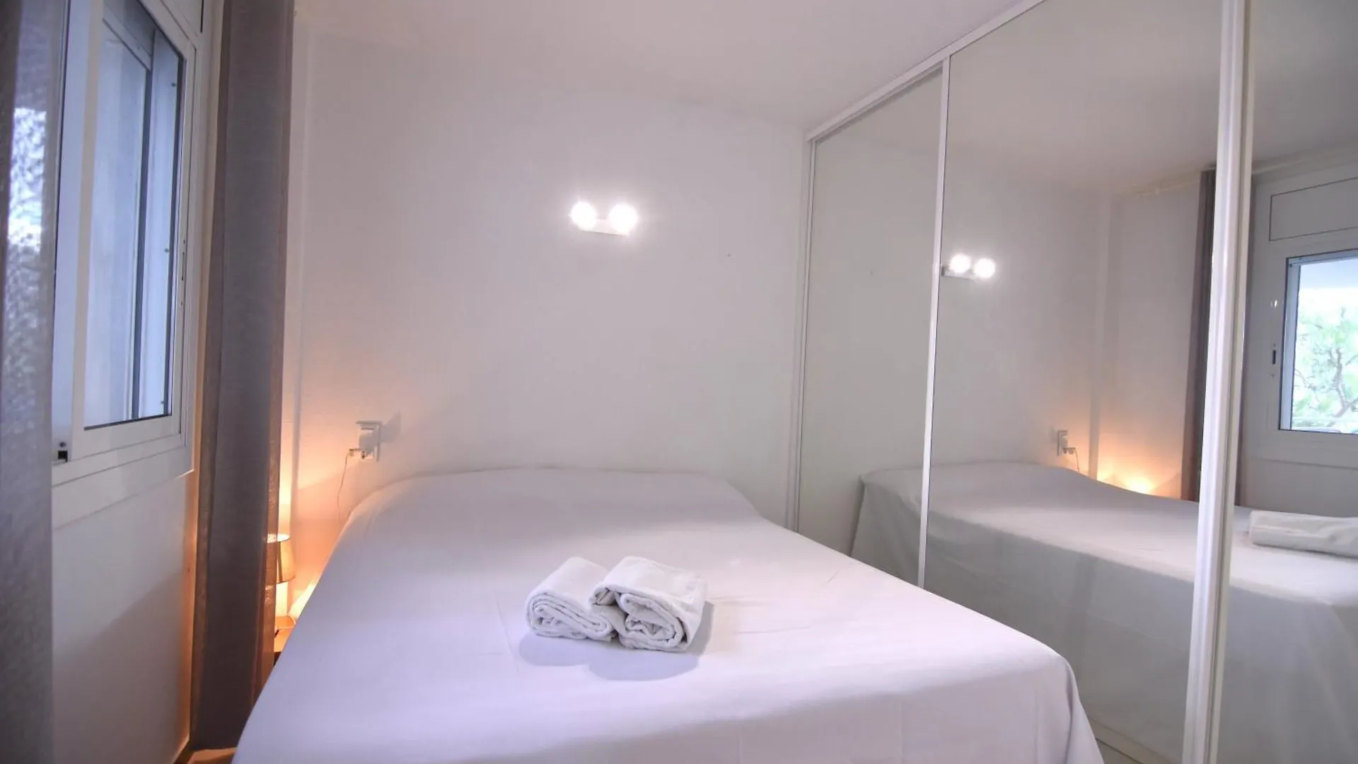 Apartment Rnet - 1-6 Puerto Madeira Canal View Roses